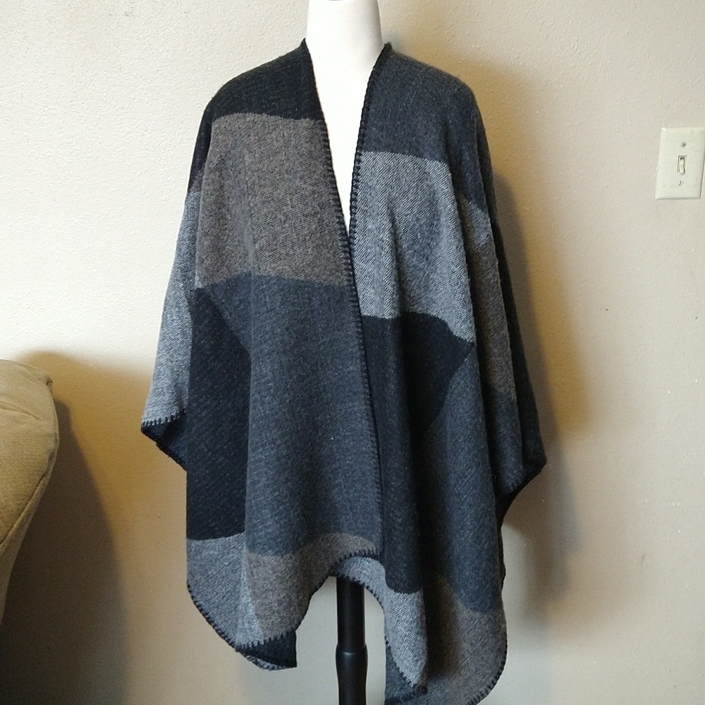 Steve Madden Plaid Poncho Shawl